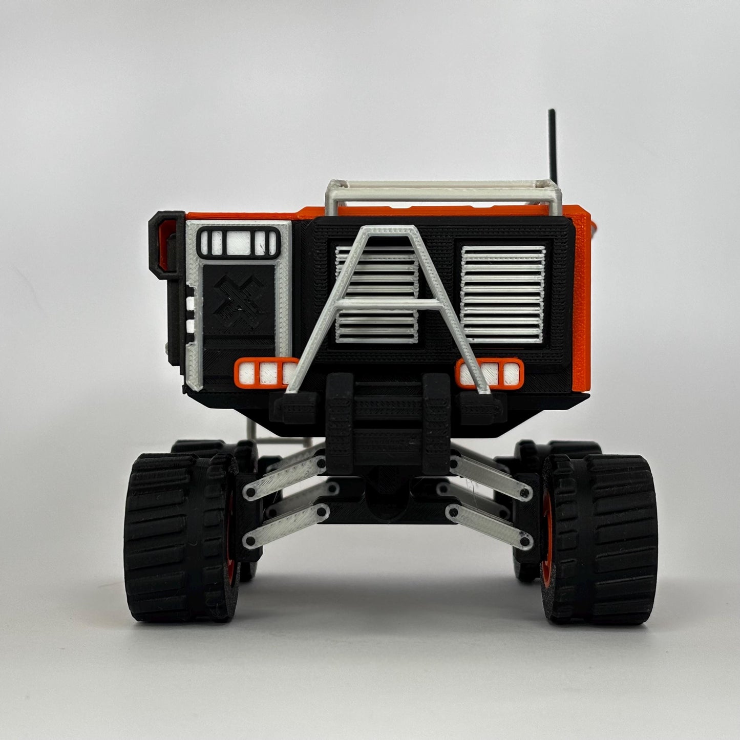 FICSIT Tractor | Satisfactory 3D-geprint model met bewegende wielen