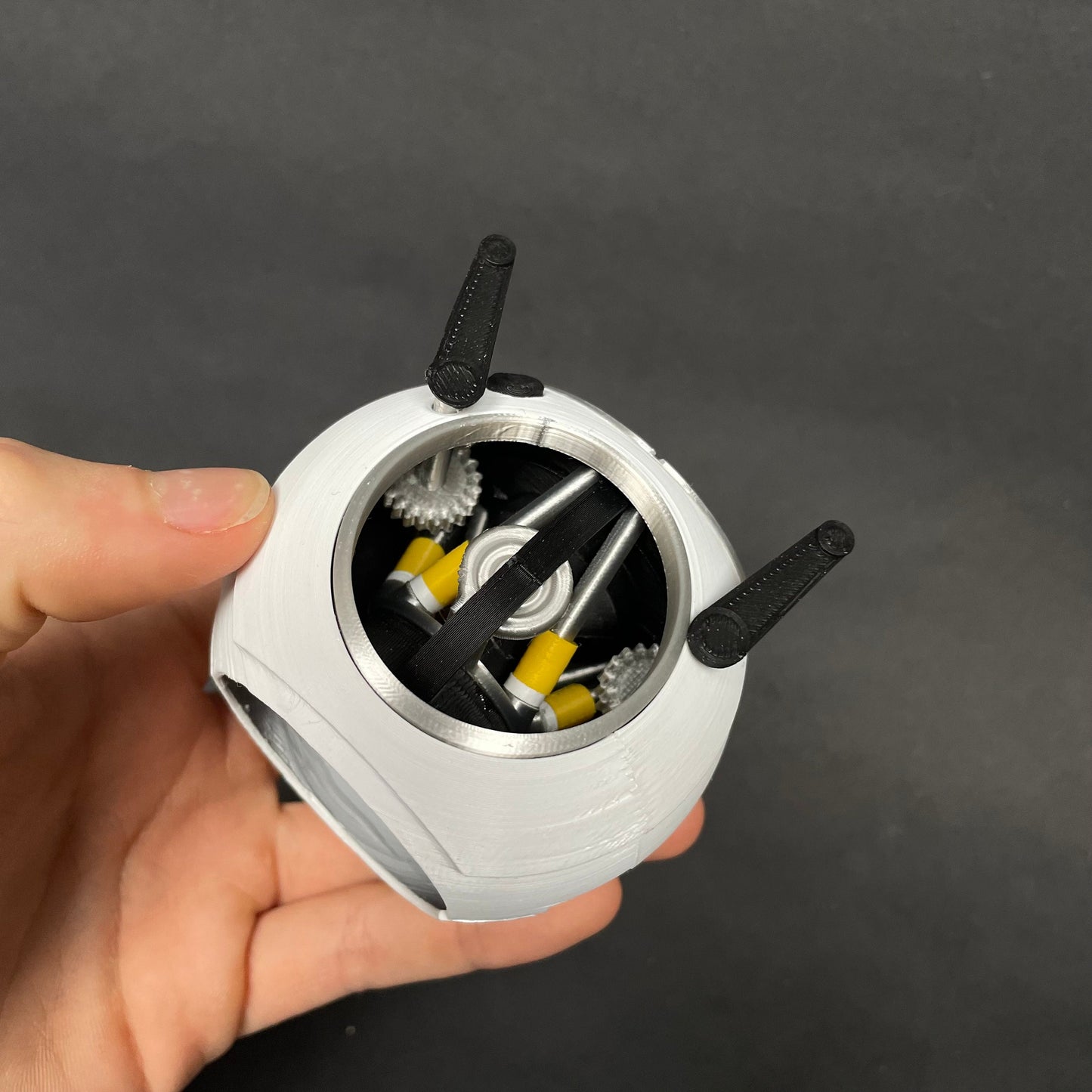 Wheatley | 3D-geprint Portal core | 8cm met LED oog