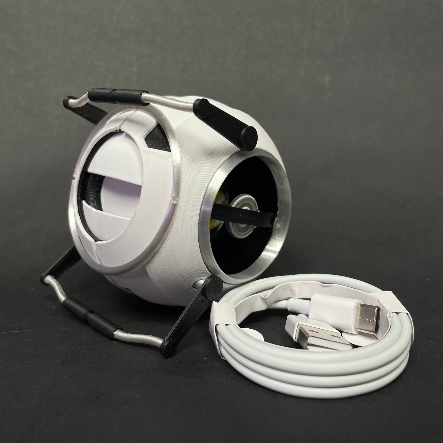 Wheatley | 3D-geprint Portal core | 8cm met LED oog